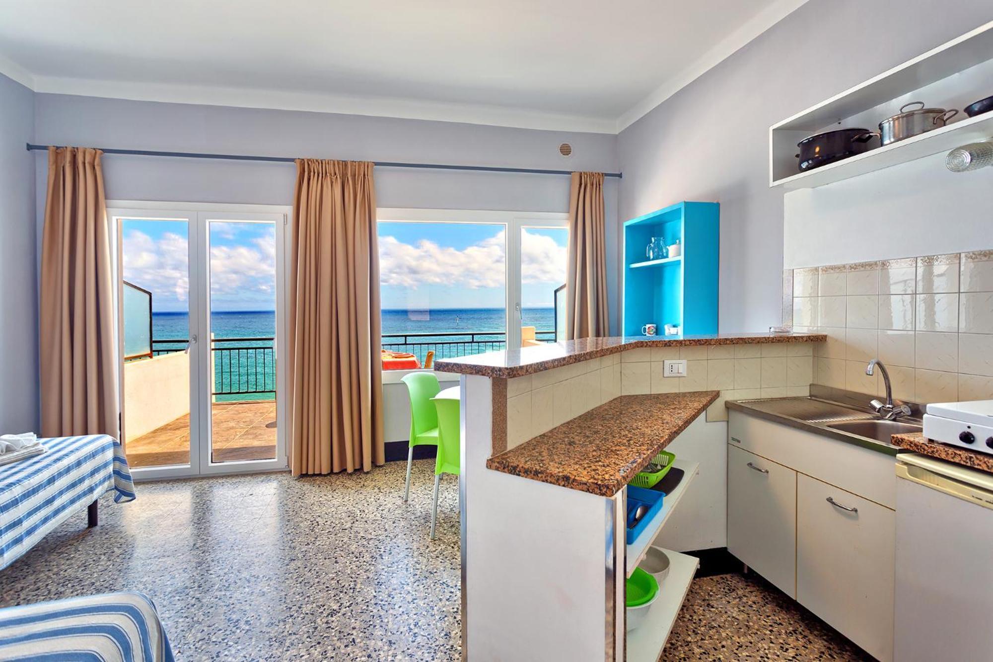 Blue Beach Bussana Nuova Exteriör bild