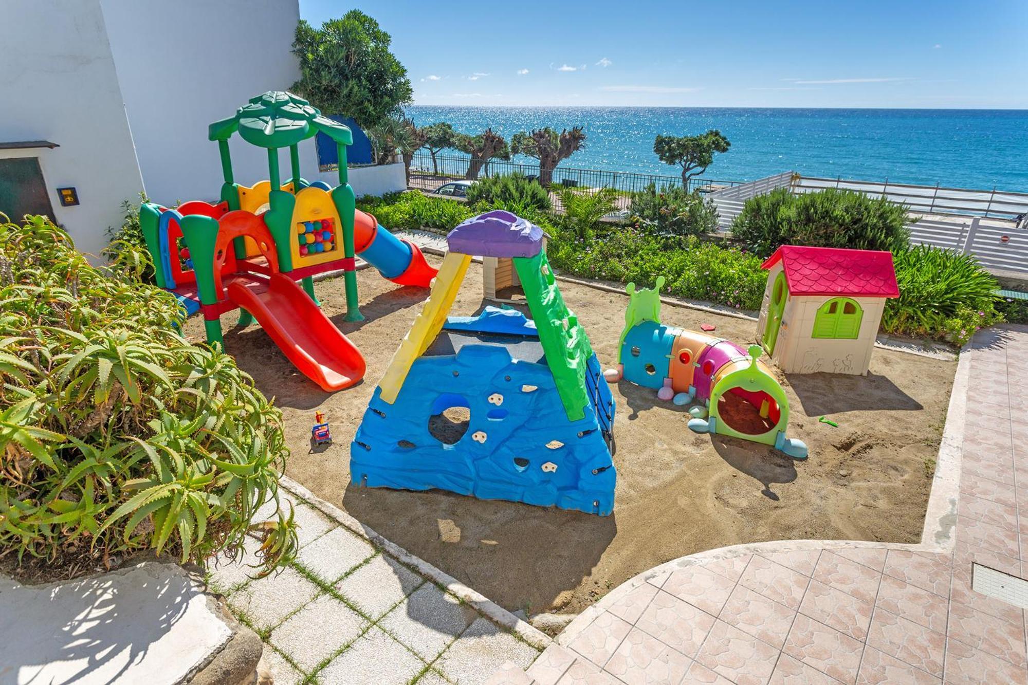 Blue Beach Bussana Nuova Exteriör bild
